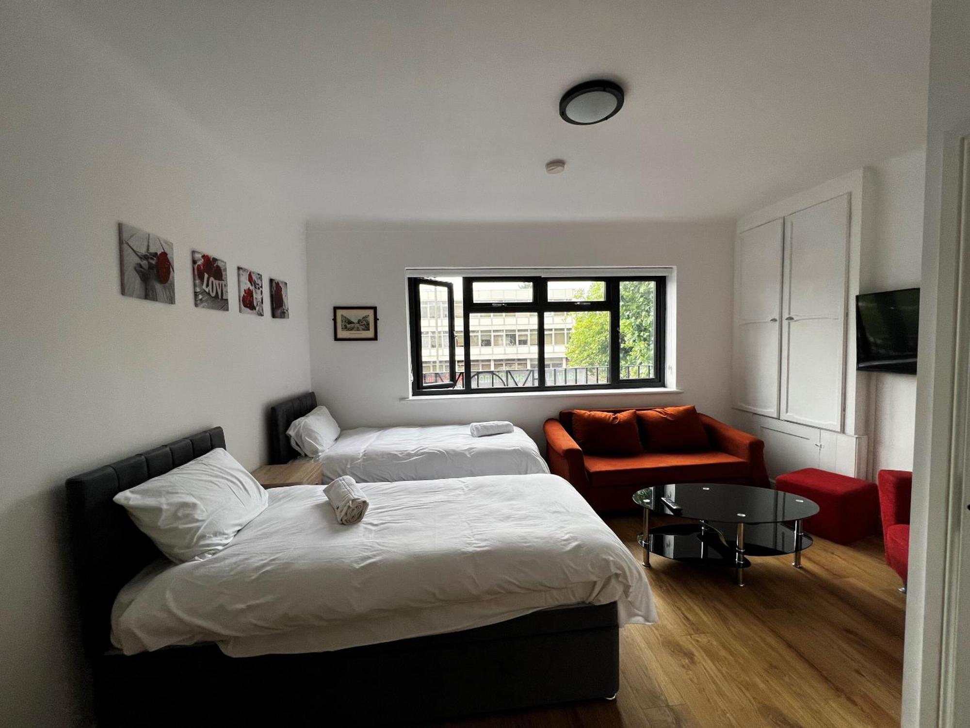 The Barrington Hotel New Barnet Dış mekan fotoğraf