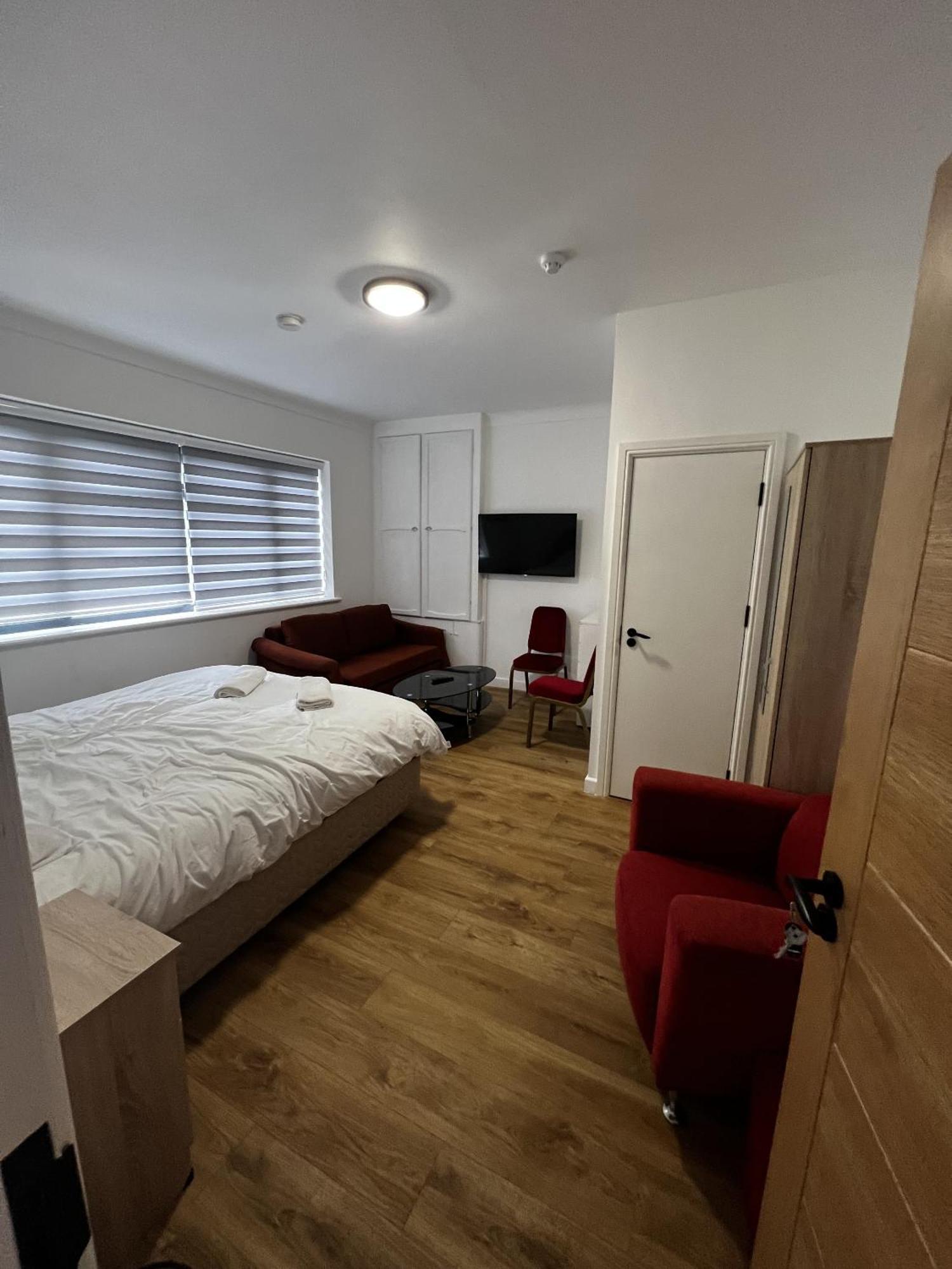 The Barrington Hotel New Barnet Dış mekan fotoğraf